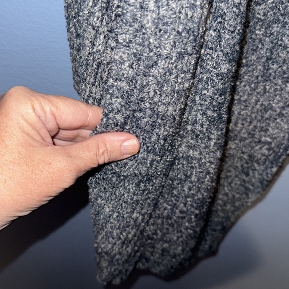 Barefoot Dreams Cozy Chic Lite Chunky Knit Cardigan - Charcoal - Medium B7 - Picture 3 of 5